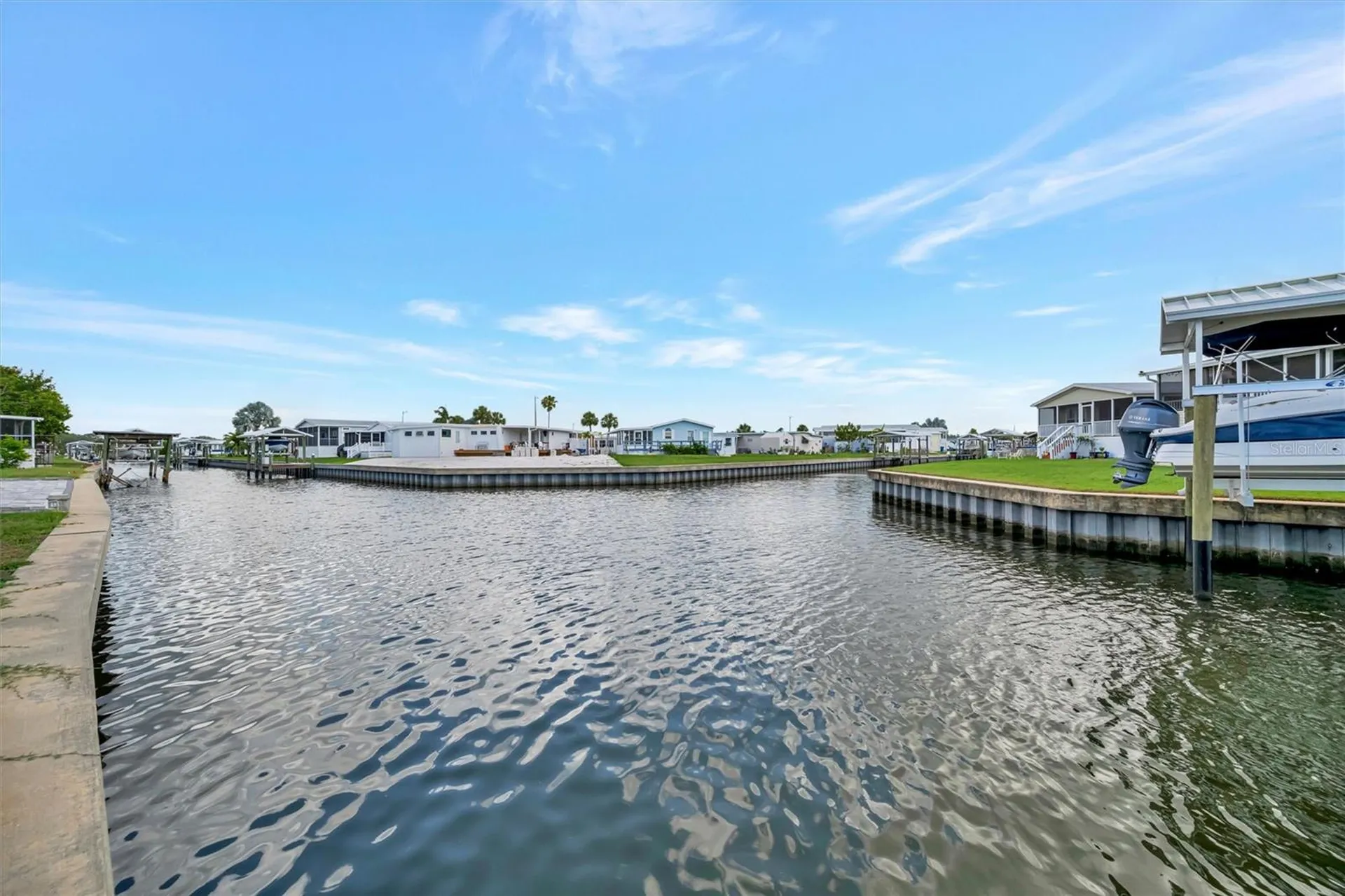 162 S Saint Thomas Circle Apollo Beach FL 33572