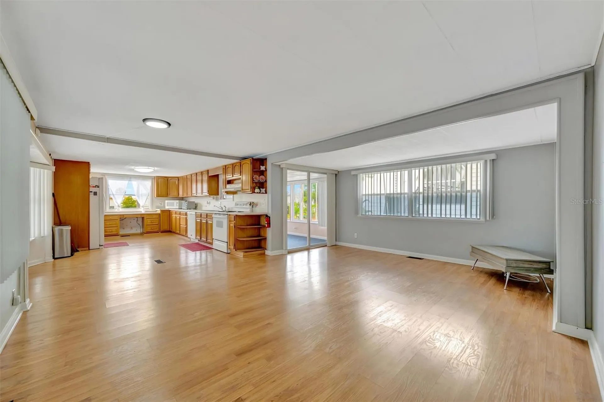 162 S Saint Thomas Circle Apollo Beach FL 33572