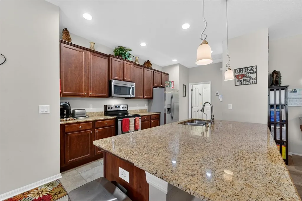 32138 Oak Glen Drive San Antonio FL 33576