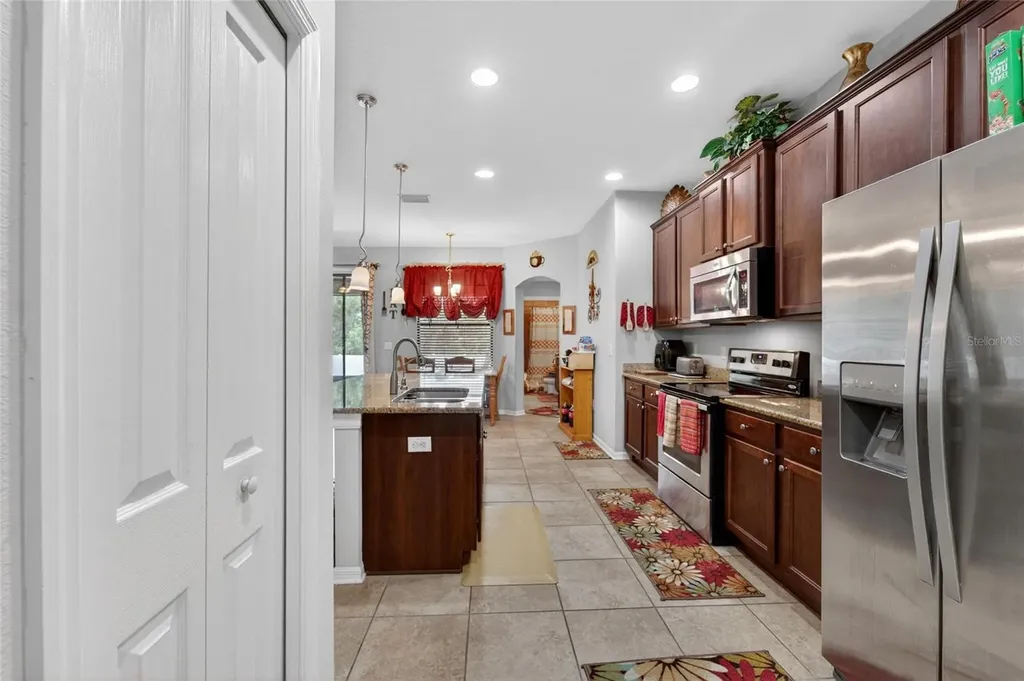 32138 Oak Glen Drive San Antonio FL 33576