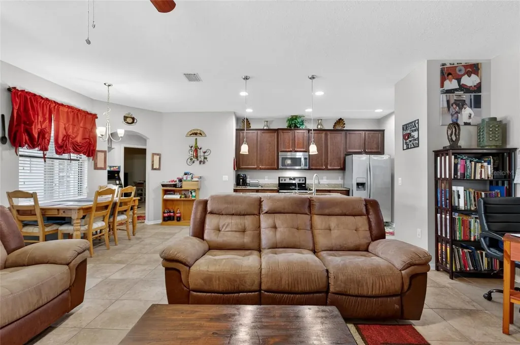 32138 Oak Glen Drive San Antonio FL 33576