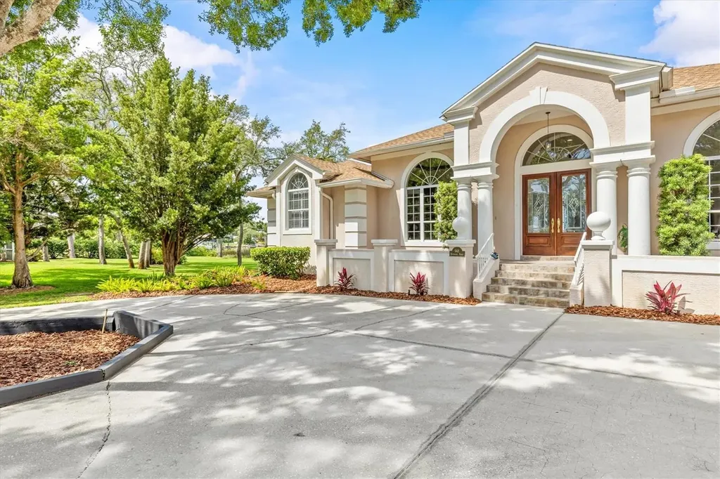 948 Riverside Ridge Road Tarpon Springs FL 34688
