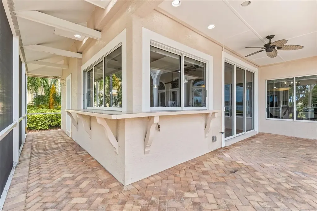 948 Riverside Ridge Road Tarpon Springs FL 34688