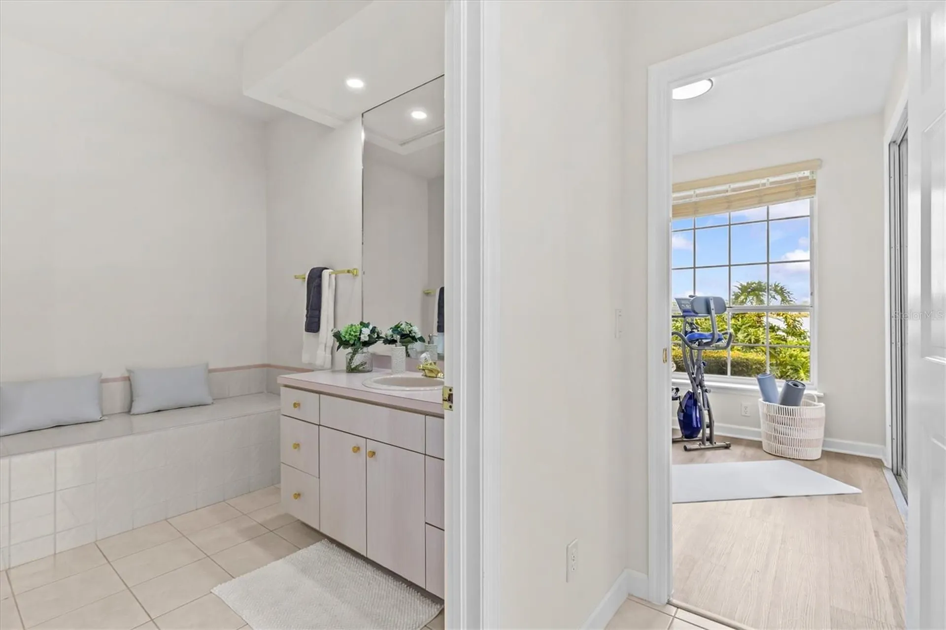 948 Riverside Ridge Road Tarpon Springs FL 34688