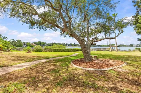 948 Riverside Ridge Road Tarpon Springs FL 34688