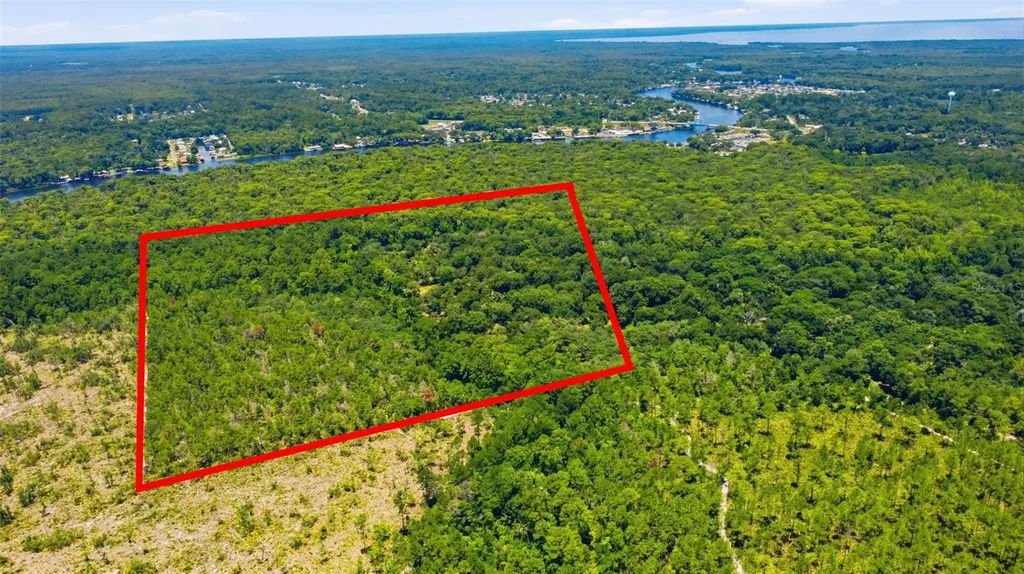 2140 St Johns River Road Astor FL 32102