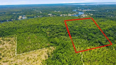2140 St Johns River Road Astor FL 32102
