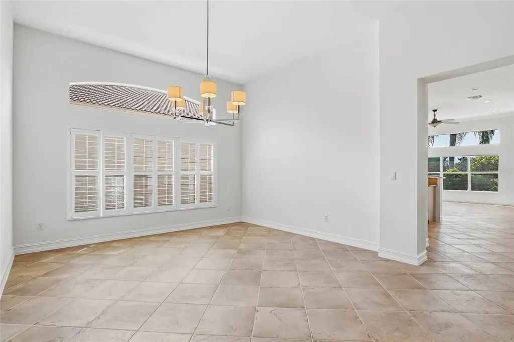 5042 Sandy Brook Circle Wimauma FL 33598