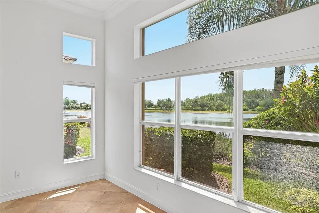 5042 Sandy Brook Circle Wimauma FL 33598