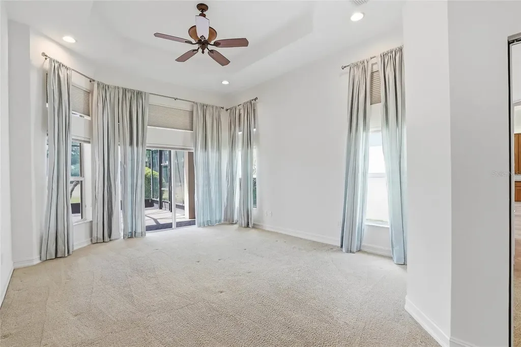 5042 Sandy Brook Circle Wimauma FL 33598