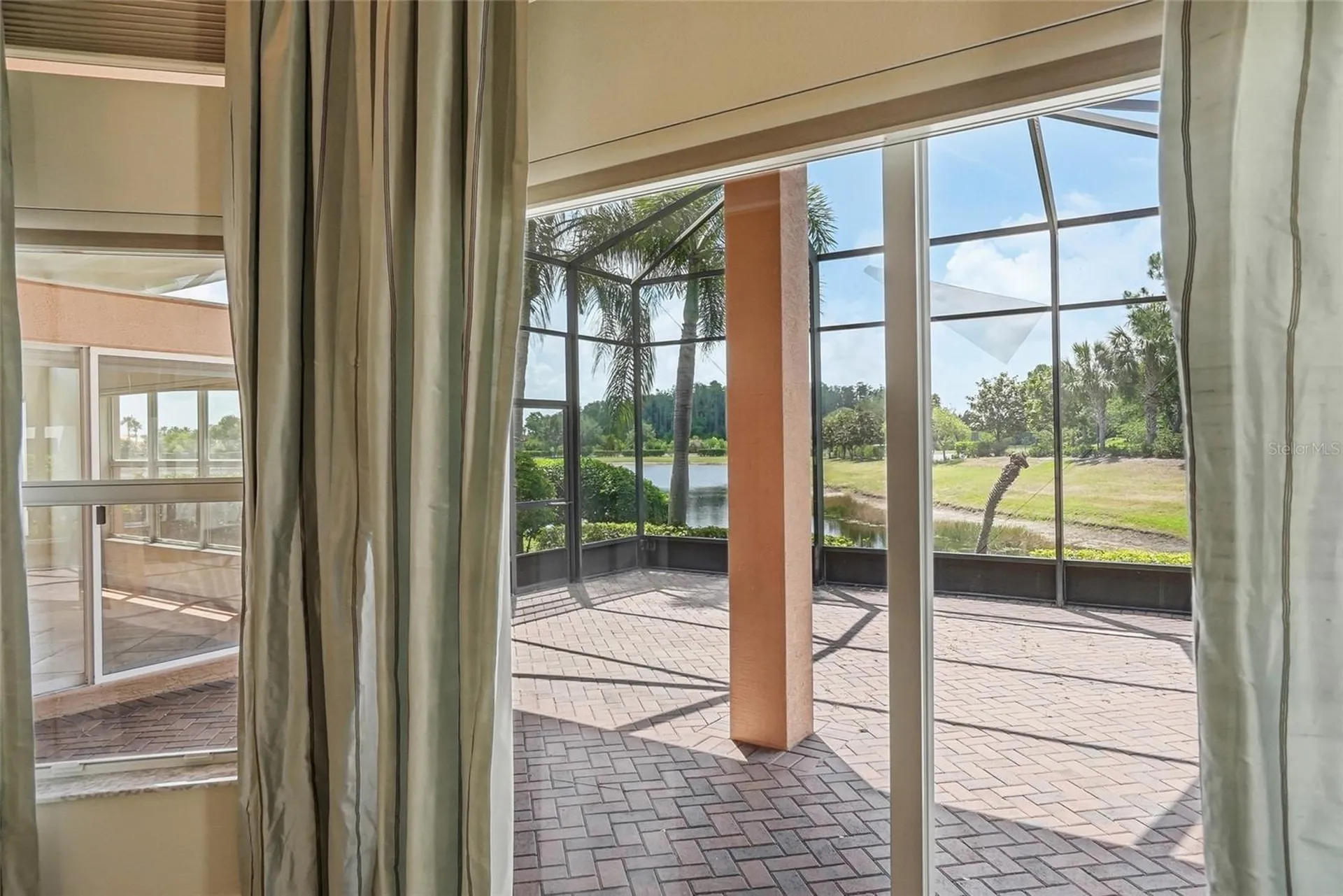 5042 Sandy Brook Circle Wimauma FL 33598