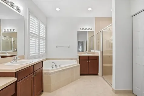 5042 Sandy Brook Circle Wimauma FL 33598
