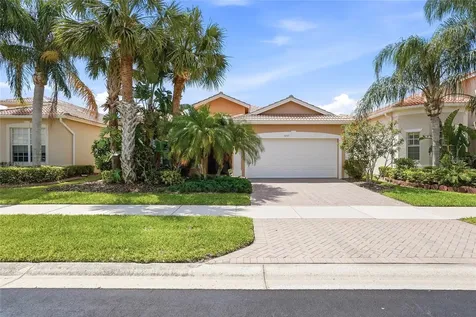 5042 Sandy Brook Circle Wimauma FL 33598