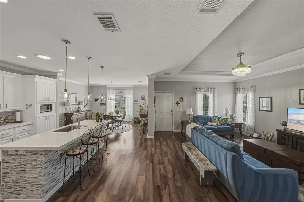 37220 Neukom Avenue Zephyrhills FL 33541