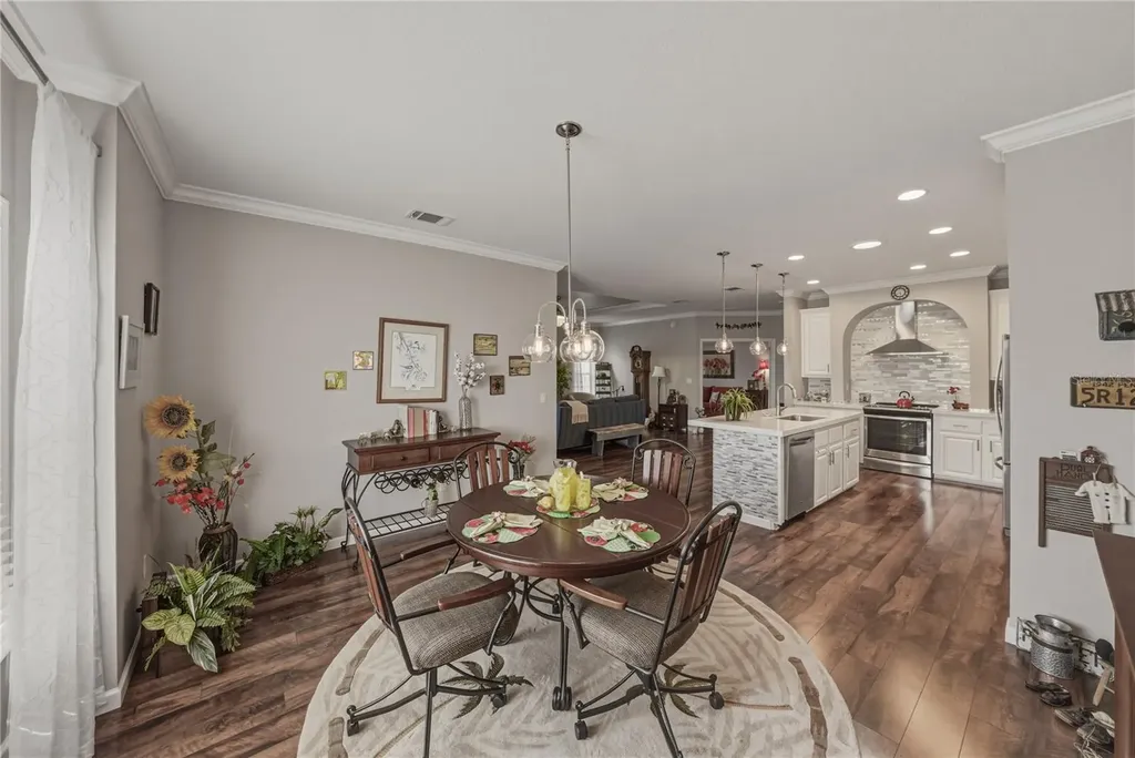37220 Neukom Avenue Zephyrhills FL 33541