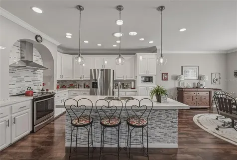 37220 Neukom Avenue Zephyrhills FL 33541