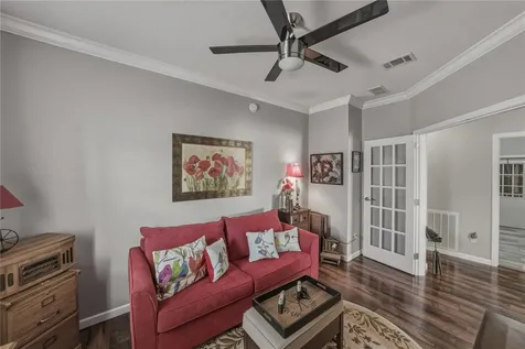 37220 Neukom Avenue Zephyrhills FL 33541