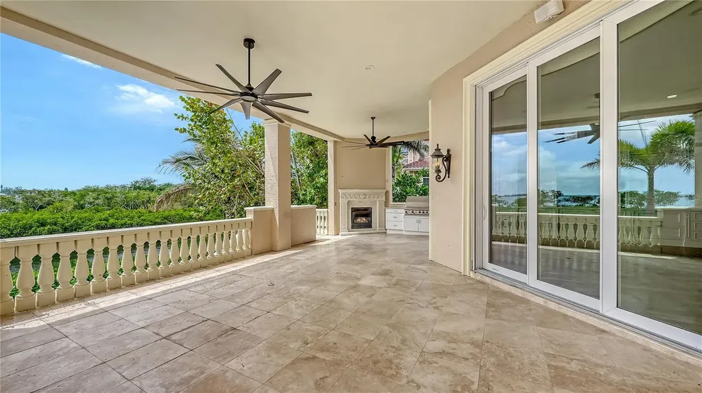 1356 Point Crisp Road Sarasota FL 34242