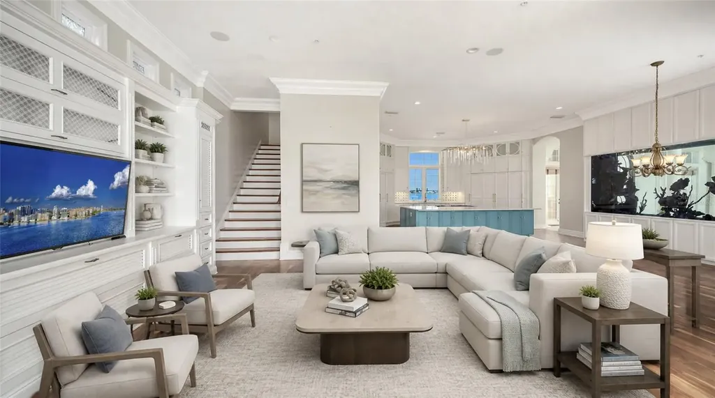 1356 Point Crisp Road Sarasota FL 34242