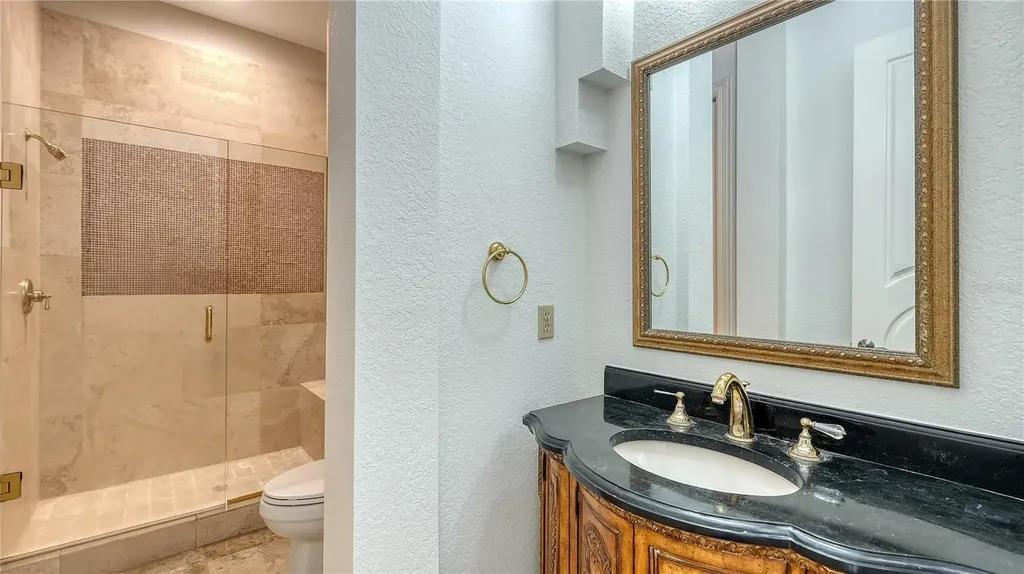 1356 Point Crisp Road Sarasota FL 34242