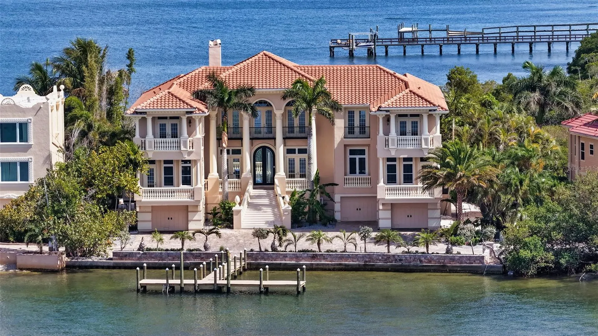 1356 Point Crisp Road Sarasota FL 34242