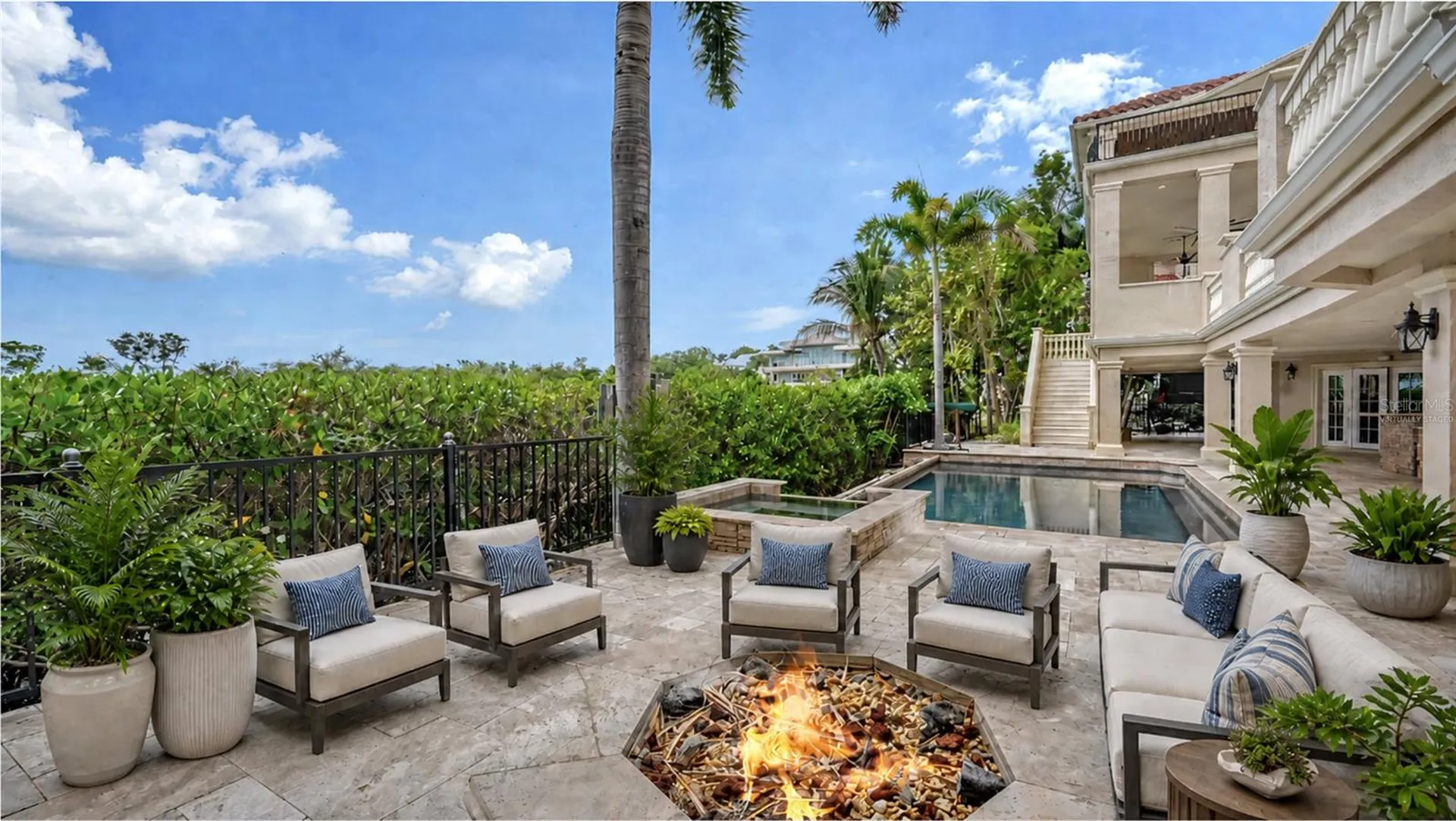 1356 Point Crisp Road Sarasota FL 34242