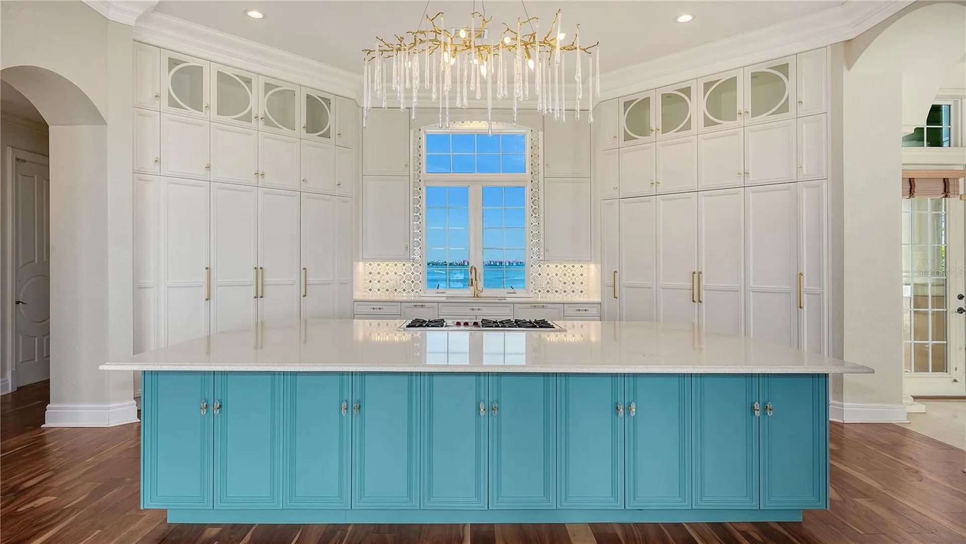 1356 Point Crisp Road Sarasota FL 34242