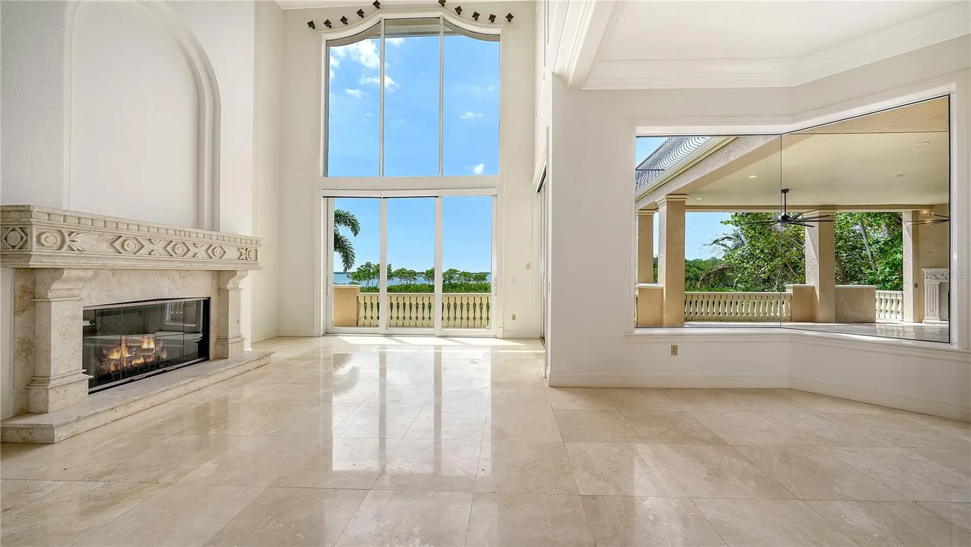1356 Point Crisp Road Sarasota FL 34242