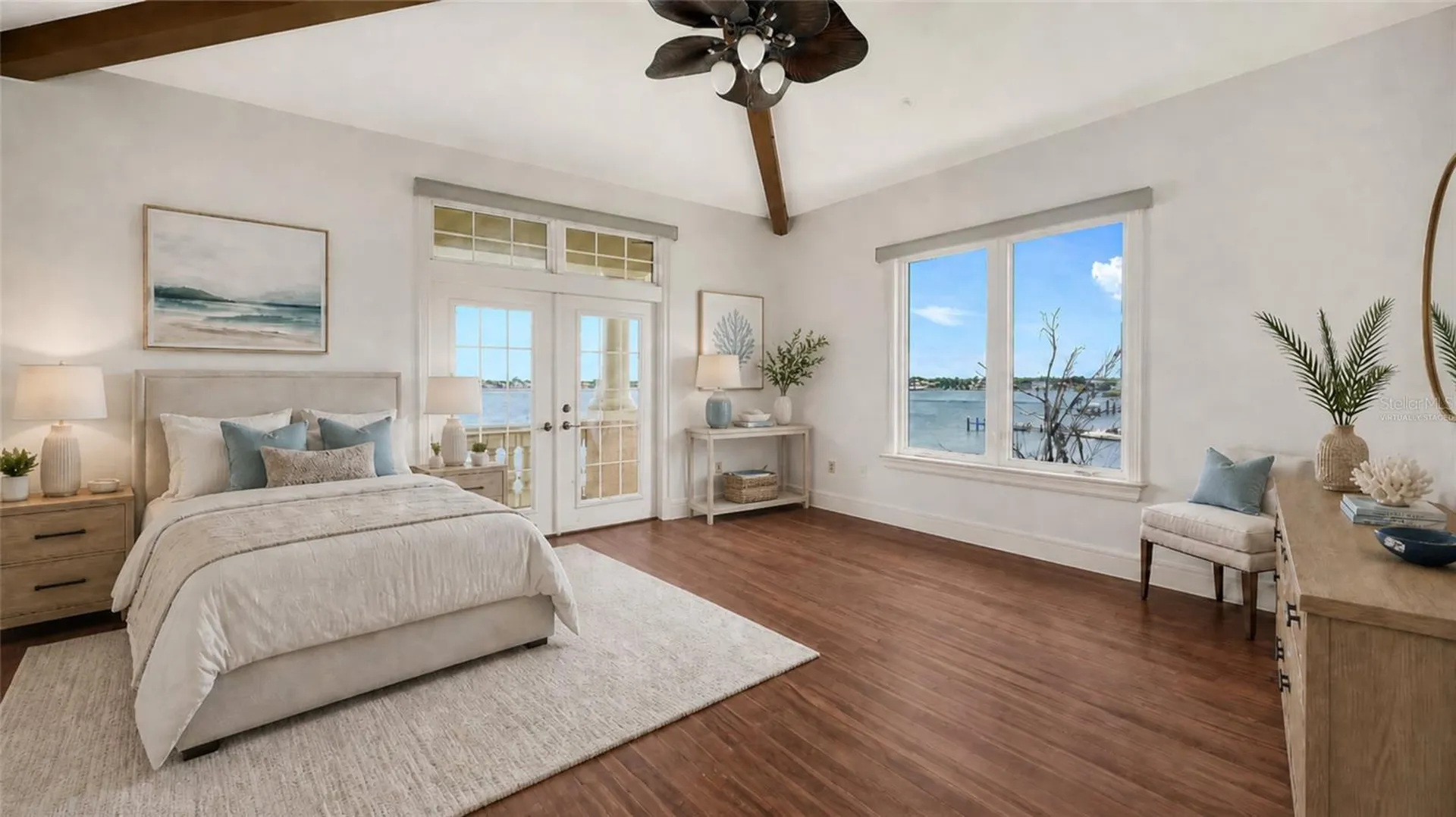 1356 Point Crisp Road Sarasota FL 34242