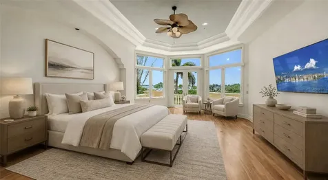 1356 Point Crisp Road Sarasota FL 34242