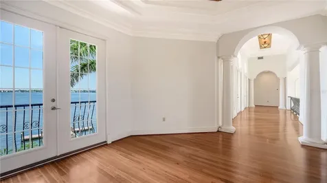 1356 Point Crisp Road Sarasota FL 34242