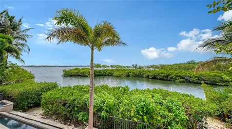 1356 Point Crisp Road Sarasota FL 34242