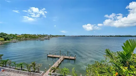 1356 Point Crisp Road Sarasota FL 34242