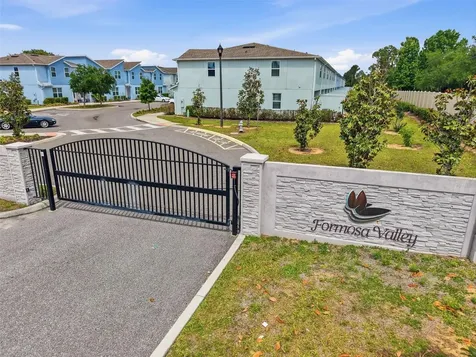 7997 Formosa Valley Place Kissimmee FL 34747