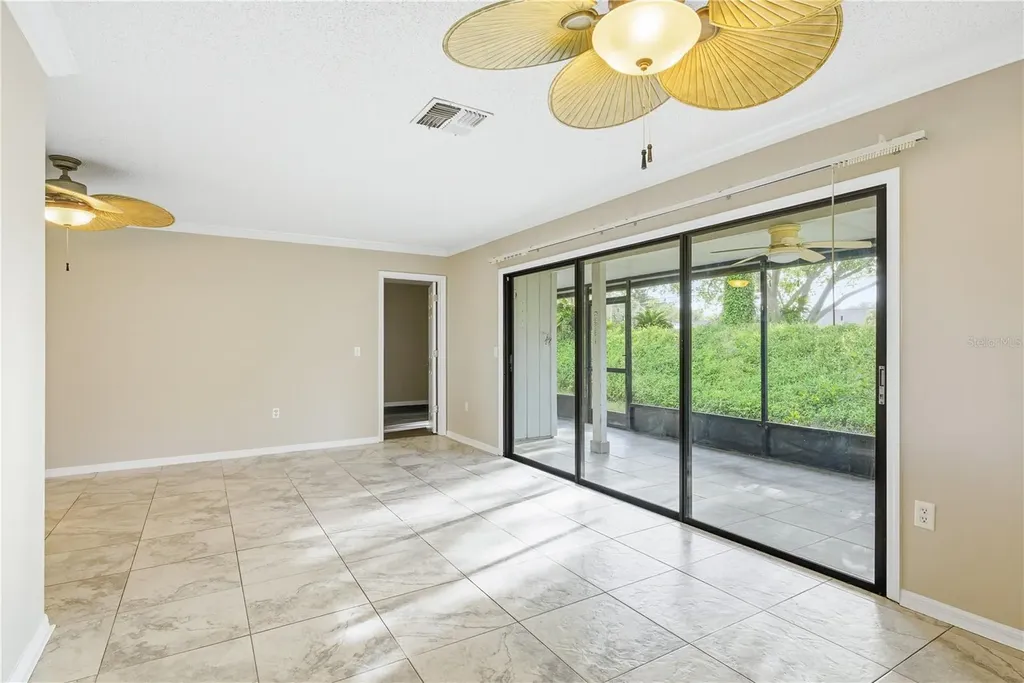 18 Windrush Bay Drive Tarpon Springs FL 34689