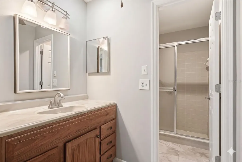 18 Windrush Bay Drive Tarpon Springs FL 34689