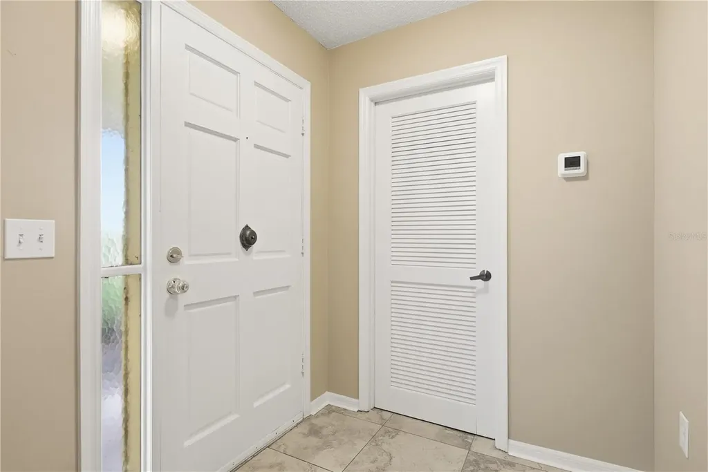 18 Windrush Bay Drive Tarpon Springs FL 34689