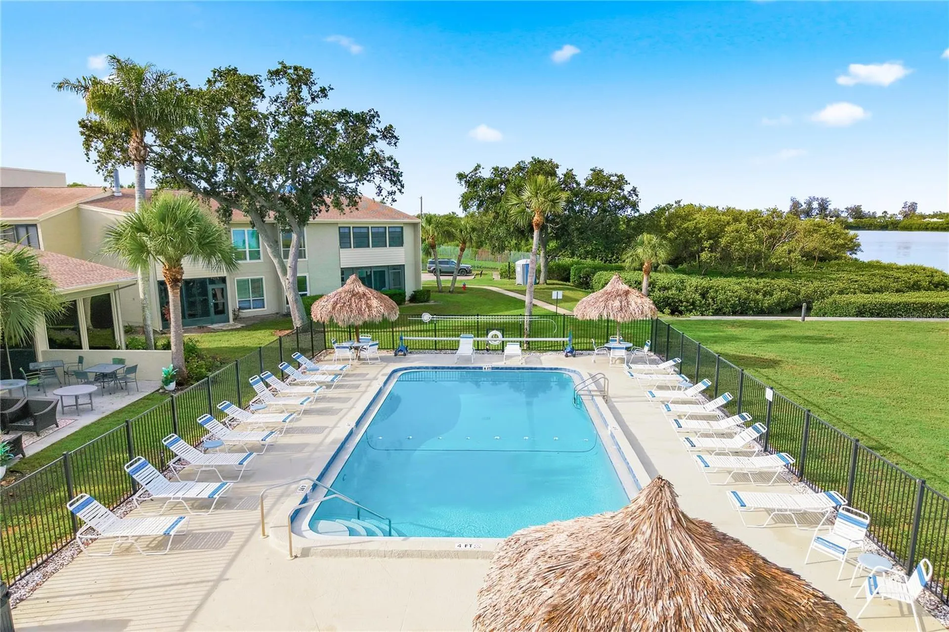 18 Windrush Bay Drive Tarpon Springs FL 34689
