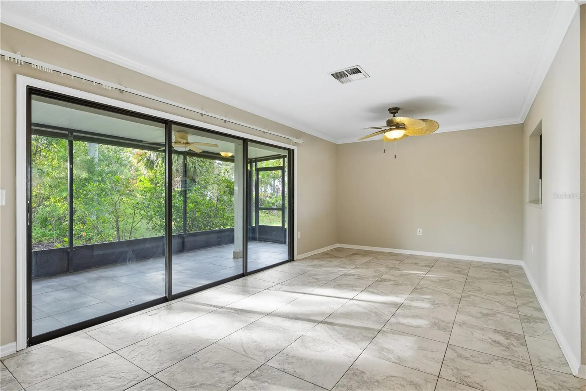 18 Windrush Bay Drive Tarpon Springs FL 34689