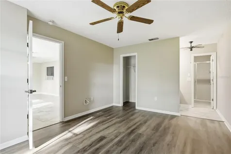 18 Windrush Bay Drive Tarpon Springs FL 34689