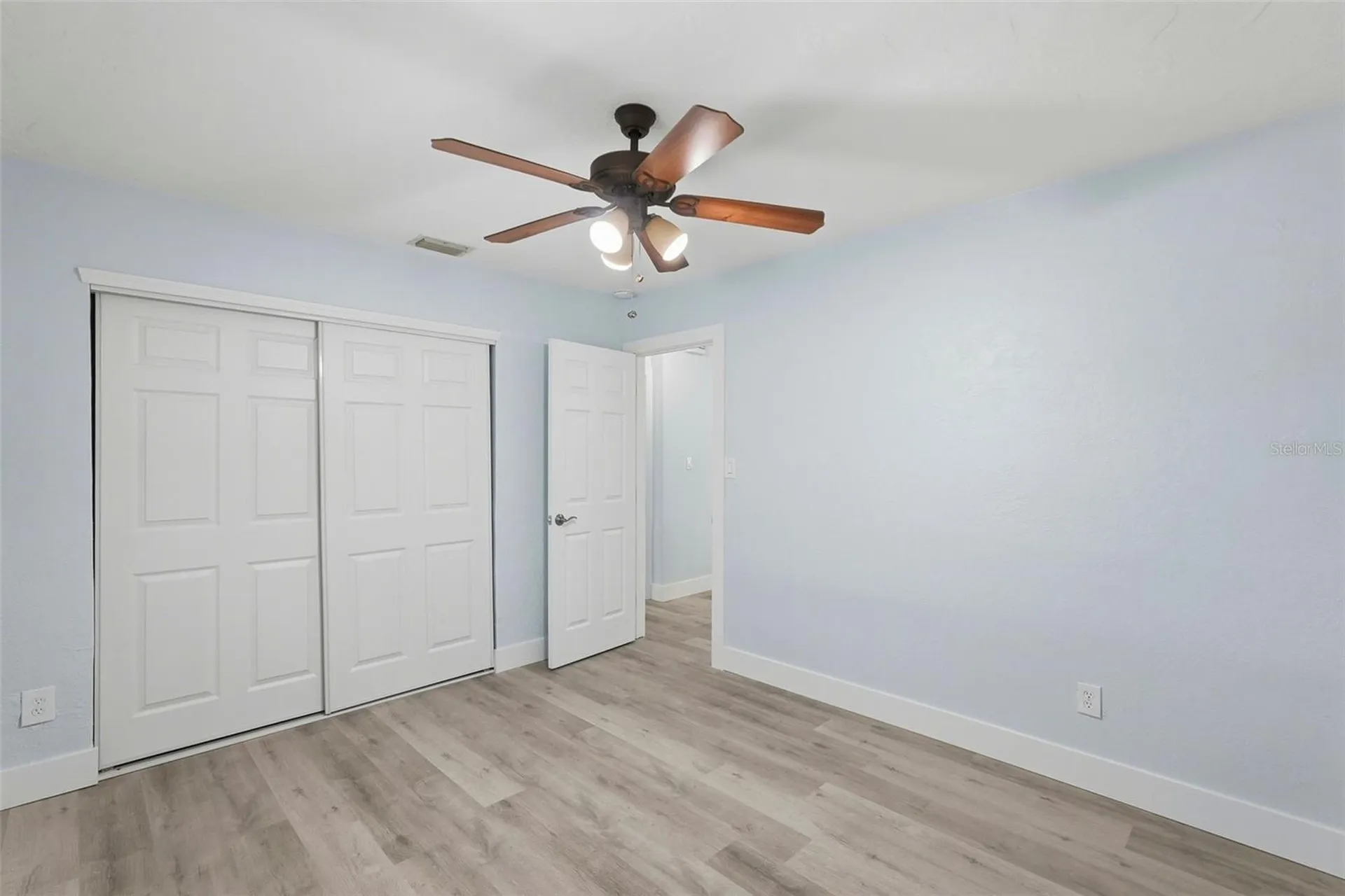 5654 Kiwanis Place NE St Petersburg FL 33703