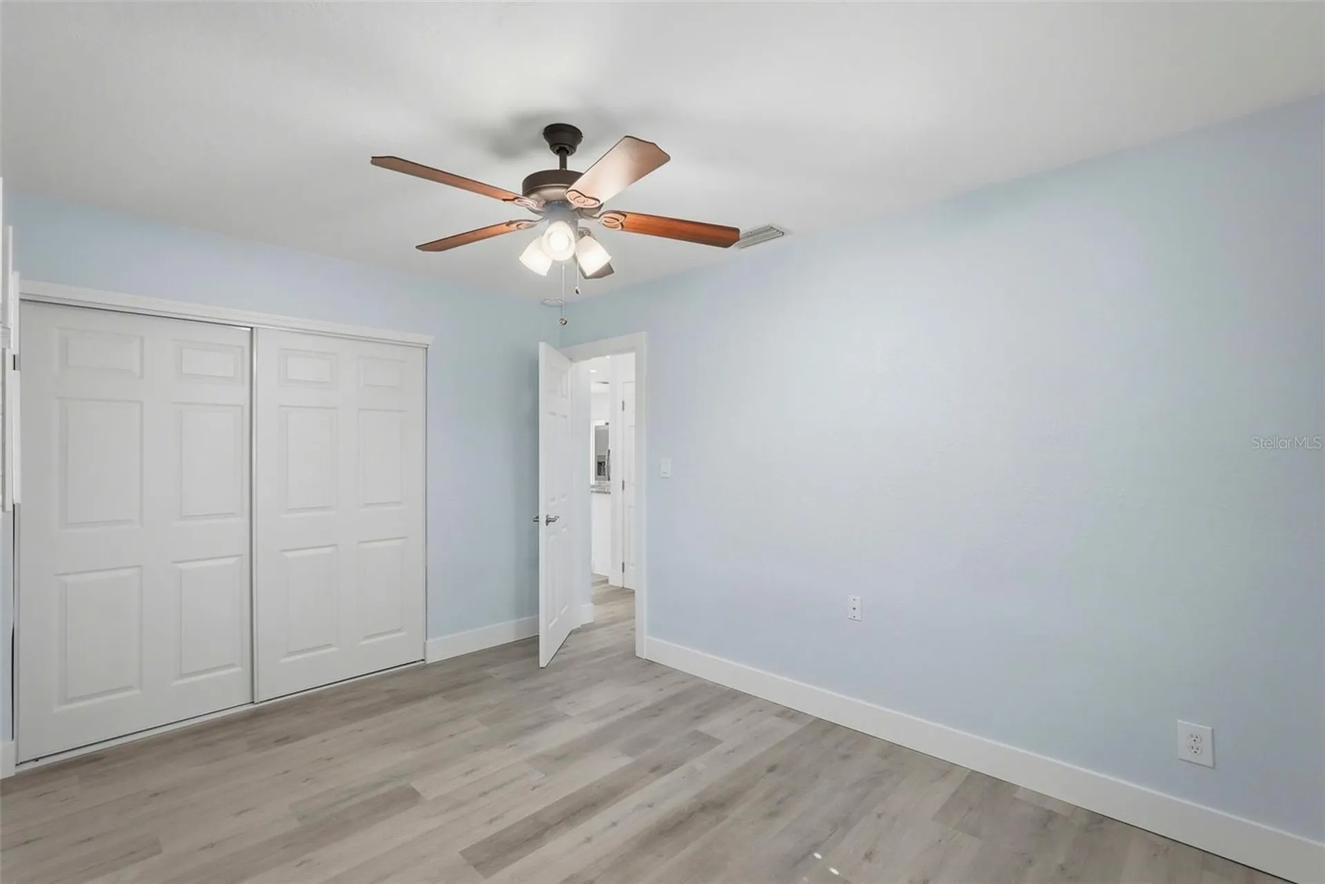 5654 Kiwanis Place NE St Petersburg FL 33703