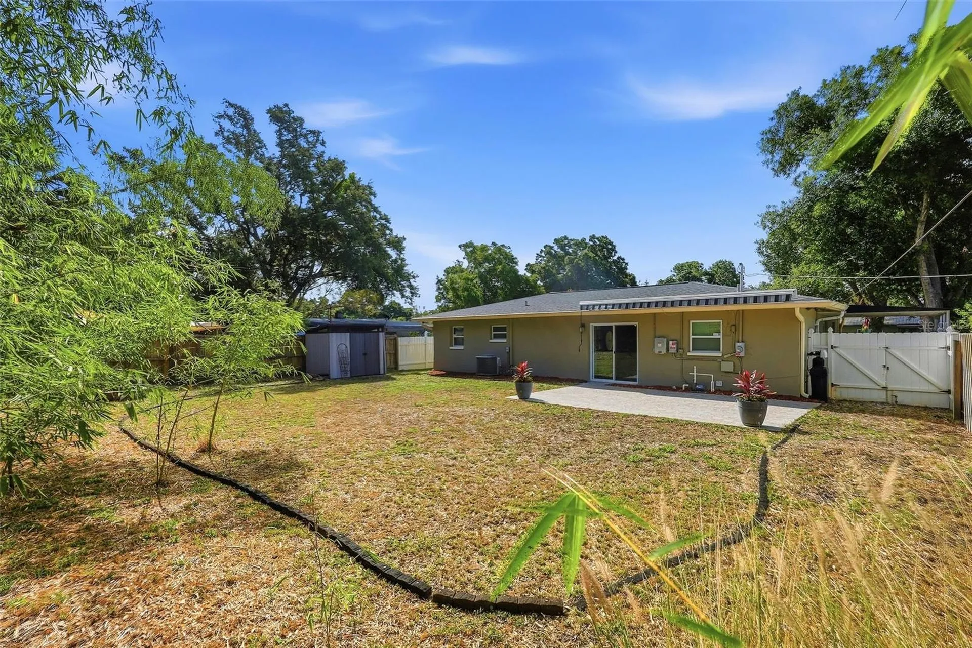 5654 Kiwanis Place NE St Petersburg FL 33703