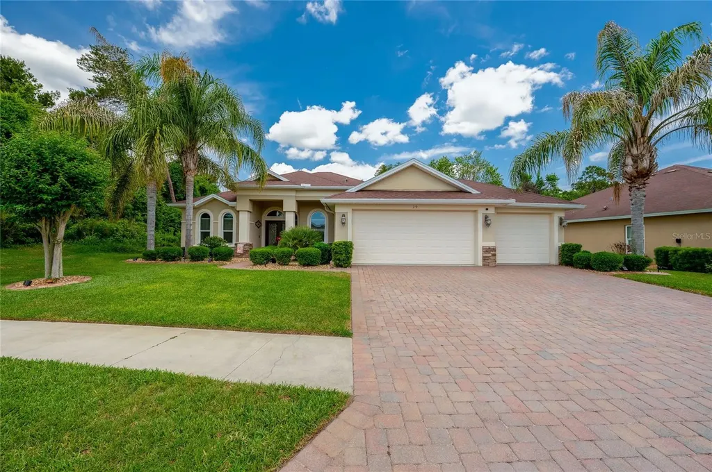 29 Arena Lake Drive Palm Coast FL 32137