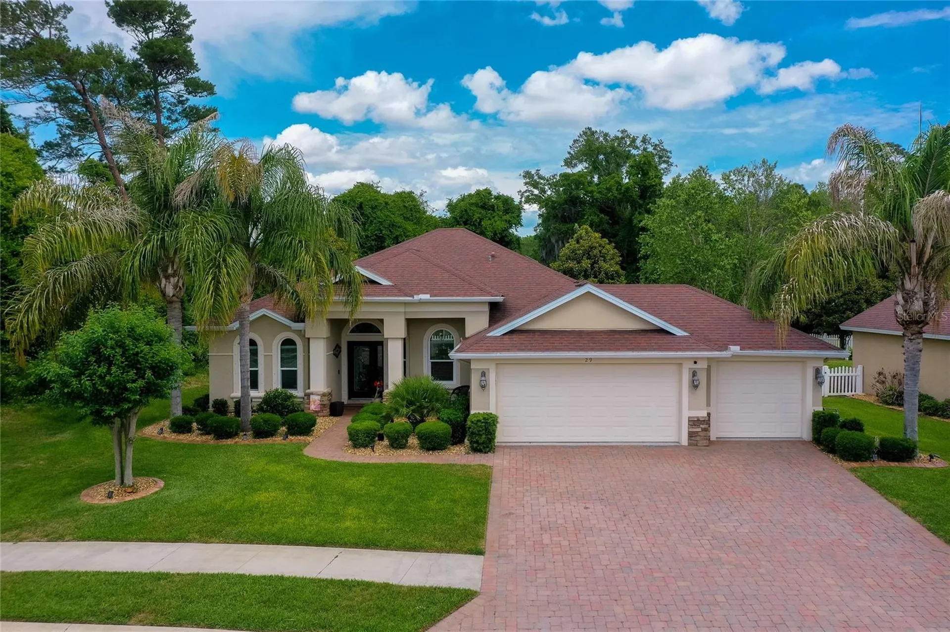29 Arena Lake Drive Palm Coast FL 32137