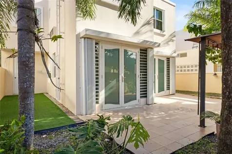 Urb Mirabella Village 2 Calle Nacar Bayamon PR 00961