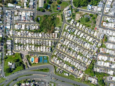 Urb Mirabella Village 2 Calle Nacar Bayamon PR 00961