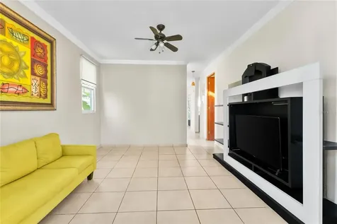 Urb Mirabella Village 2 Calle Nacar Bayamon PR 00961
