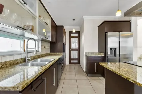 Urb Mirabella Village 2 Calle Nacar Bayamon PR 00961
