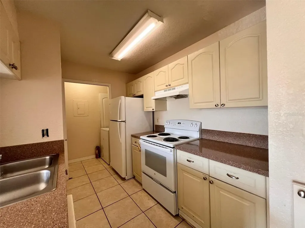 2550 N Alafaya Trail Orlando FL 32826